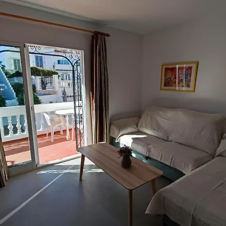 Hacienda 36 Menyber Нерха